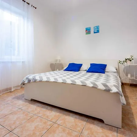 In 45270 Διαμέρισμα Novi Vinodolski