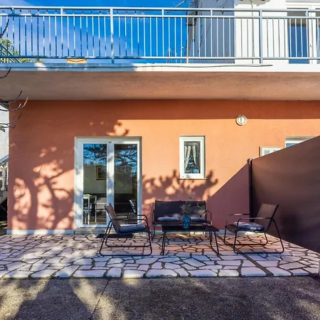 Lejlighed In 45270 Novi Vinodolski